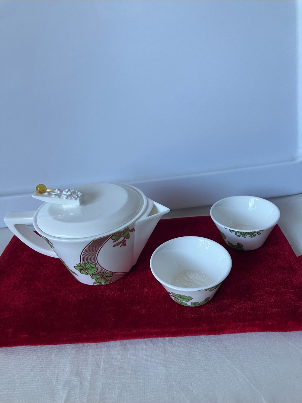 LIULI LIVING White Bone China Teapot & 2 Two Cups Set Year Of The Snake Ltd Ed.